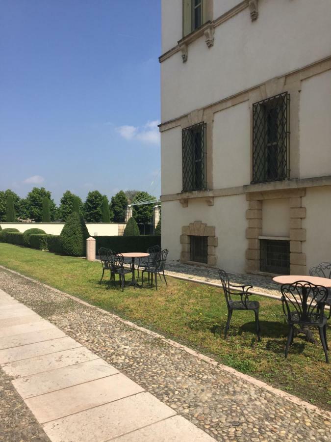 Villa Vecelli Cavriani Mozzecane Exterior photo