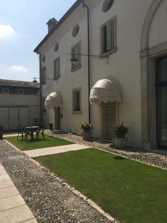 Villa Vecelli Cavriani Mozzecane Exterior photo